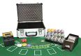Poker kufor DELUXE 300 laserových žetónov + príslušenstvo