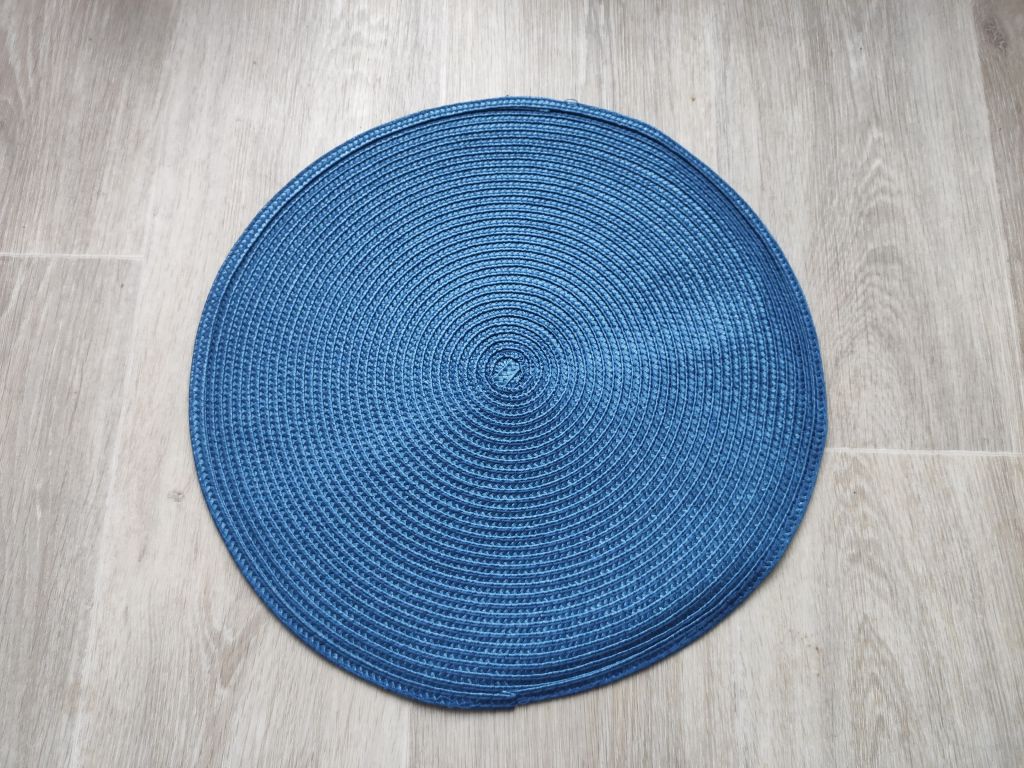 Prestieranie okrúhle 35 cm - kráľovsky modré