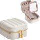 Malá cestovná šperkovnica so zrkadlom a priehradkami, biela